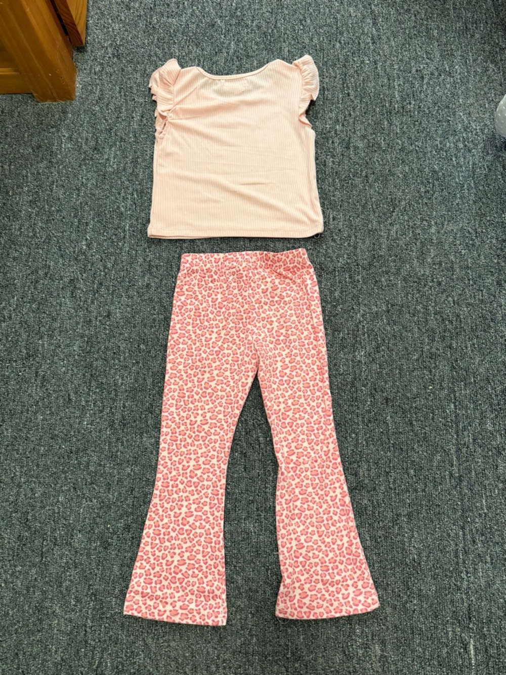 btween Pink Ruffle-Sleeve Top & Pink Leopard - Picture 3 of 8